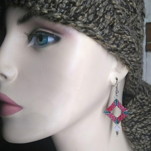 JRW Handmade Swarovski Christmas Beaded Earrings - Picture 3 of 8